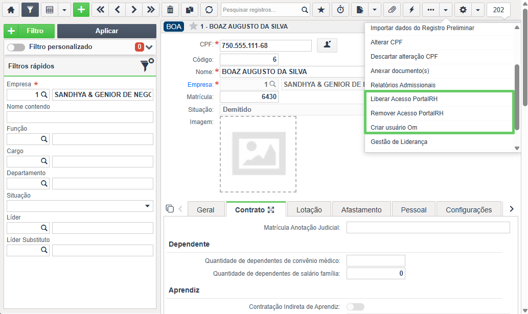 botoes-acessos-cadastro-funcionarios.png
